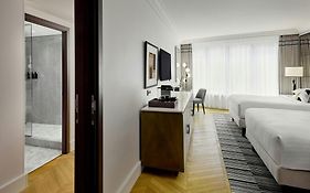 Hôtel Paris Marriott Champs Elysées